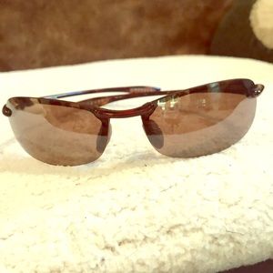 Maui Jim polarized sunglasses Makaha read descrip